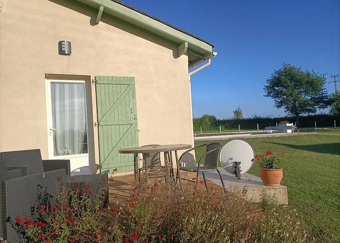 Les Volets Verts Couette-café