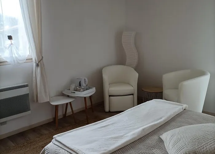 Les Volets Verts Couette-café Saint-Antonin