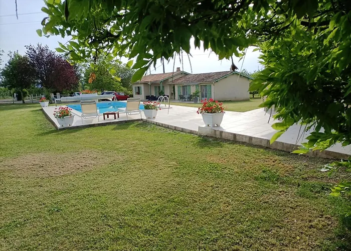 Les Volets Verts ベッド・アンド・ブレックファスト