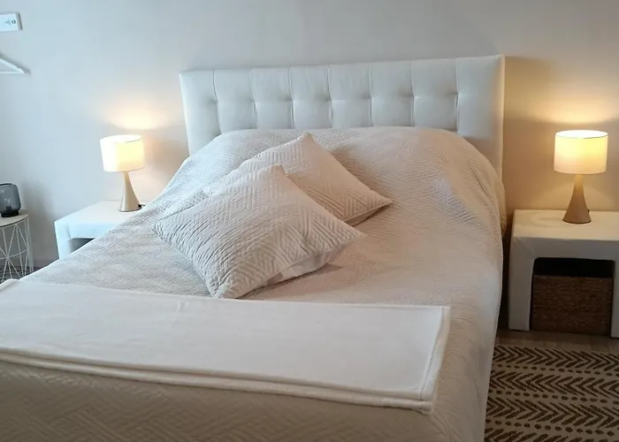 Couette-café Les Volets Verts Saint-Antonin